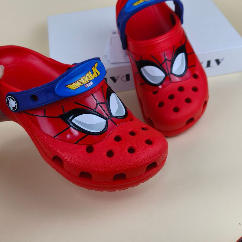 Children's Croc Shoes Avengers Boys and Girls Beach Shoes Slippers Sandals Non-Slip Breathable Wear-Resistant Baotou Slippers