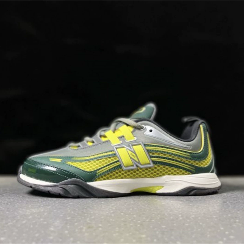 New Balance, трендовые спортивные кроссовки