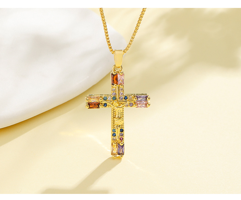 Hip-hop Cross Copper Gold Plated Zircon Pendant Necklace display picture 1