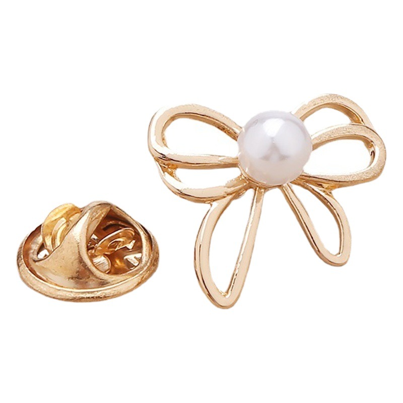 Broche antiexposición sin costuras, botón decorativo de alta gama estilo Chanel con lazo de trébol de cuatro hojas, accesorio para ropa con cuello de camisa.