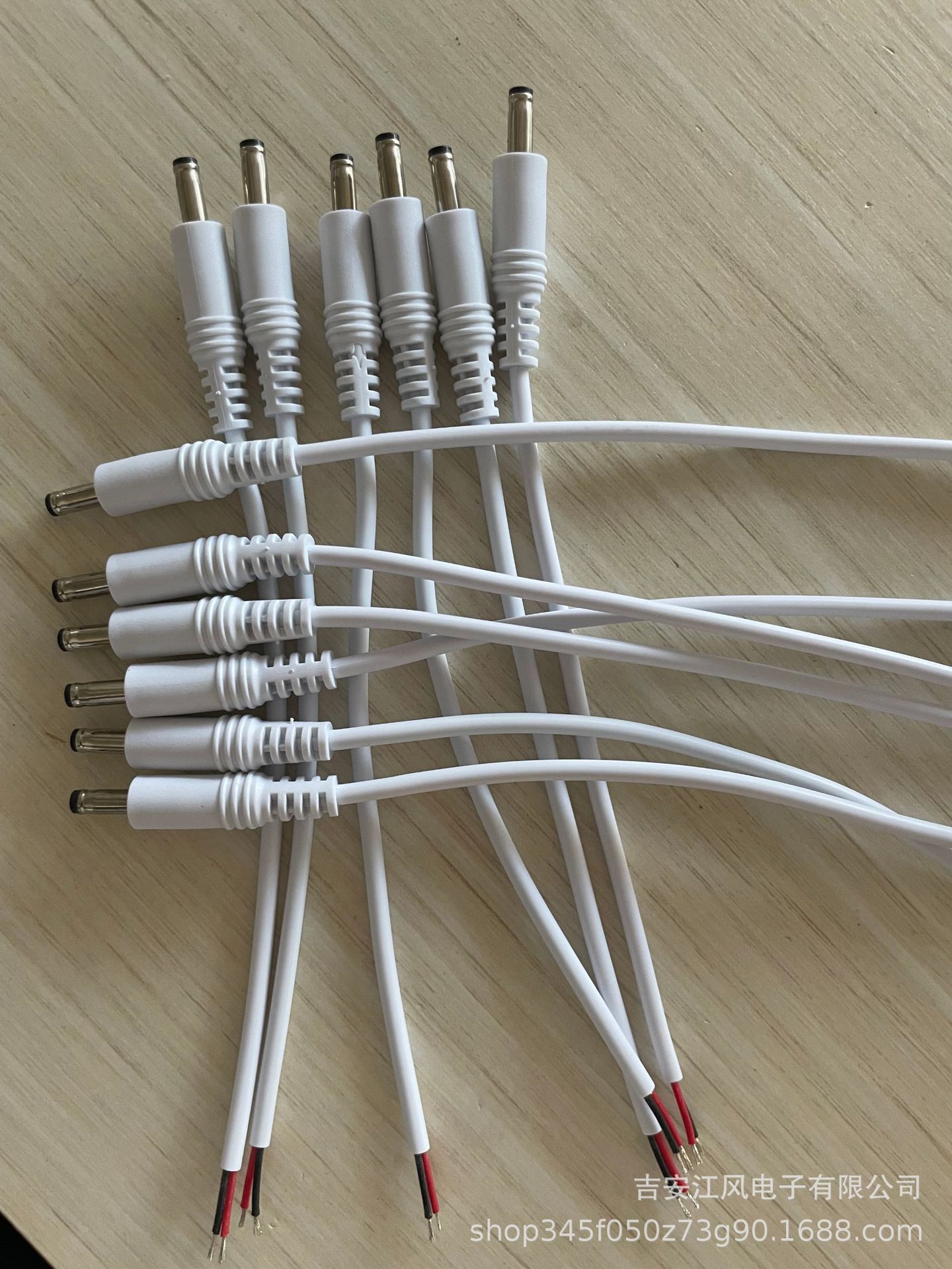 现货 35135公头LED灯 LED电源线冲电线