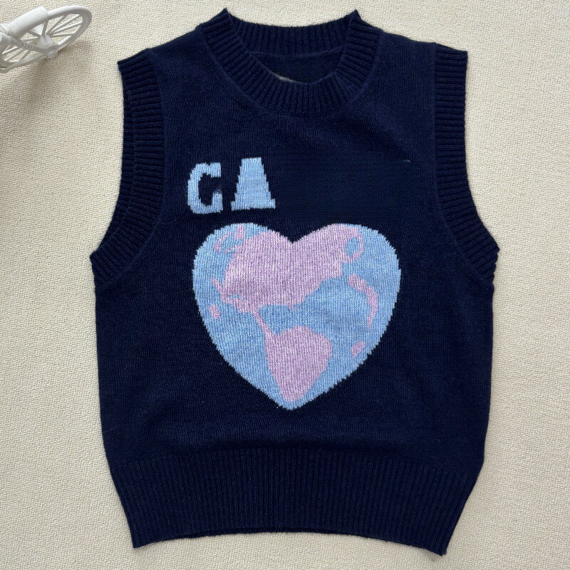 Real wool! 24 Autumn and Winter New Heart-shaped Earth Pattern Round Neck Loose Wool Blended Pullover Vest Women's Vest Real wool! 24 Autumn and Winter New Heart-shaped Earth Pattern Round Neck Loose Wool Blended Pullover Vest Women's Vest