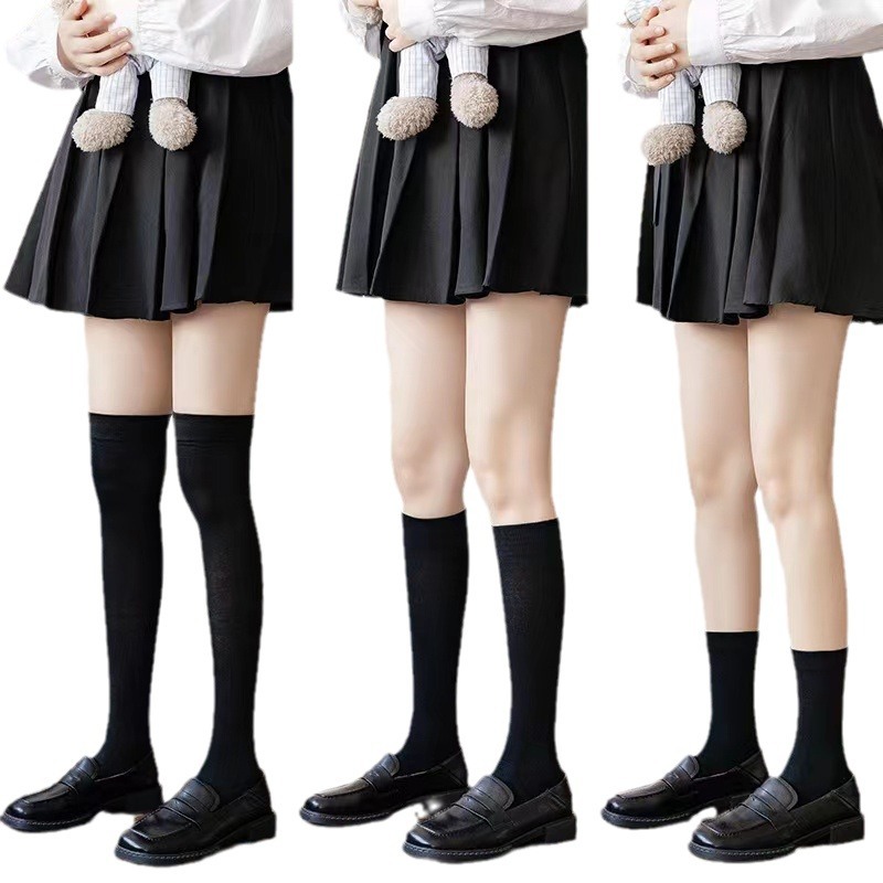 Calcetines de mujer calcetines de pantorrilla media pantorrilla verano finas medias de terciopelo blanco y negro sobre la rodilla JK calcetines de pila de estilo japonés al por mayor