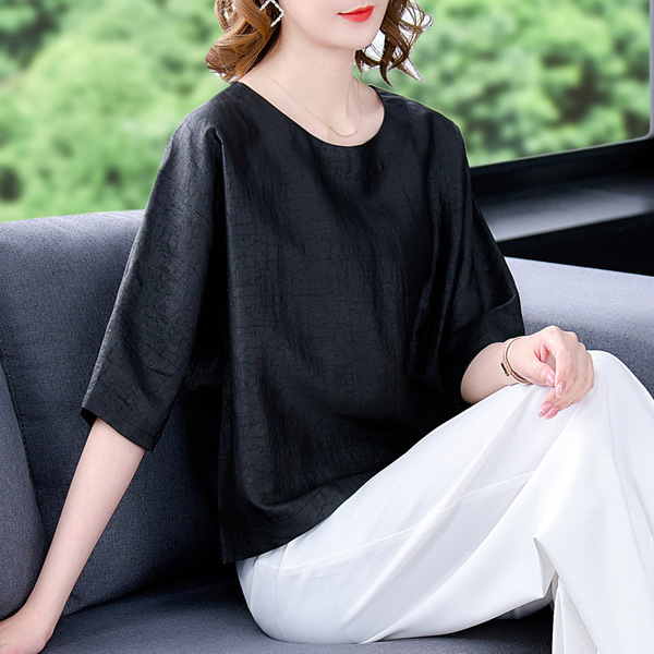 Summer fashionable elegant retro black shirt