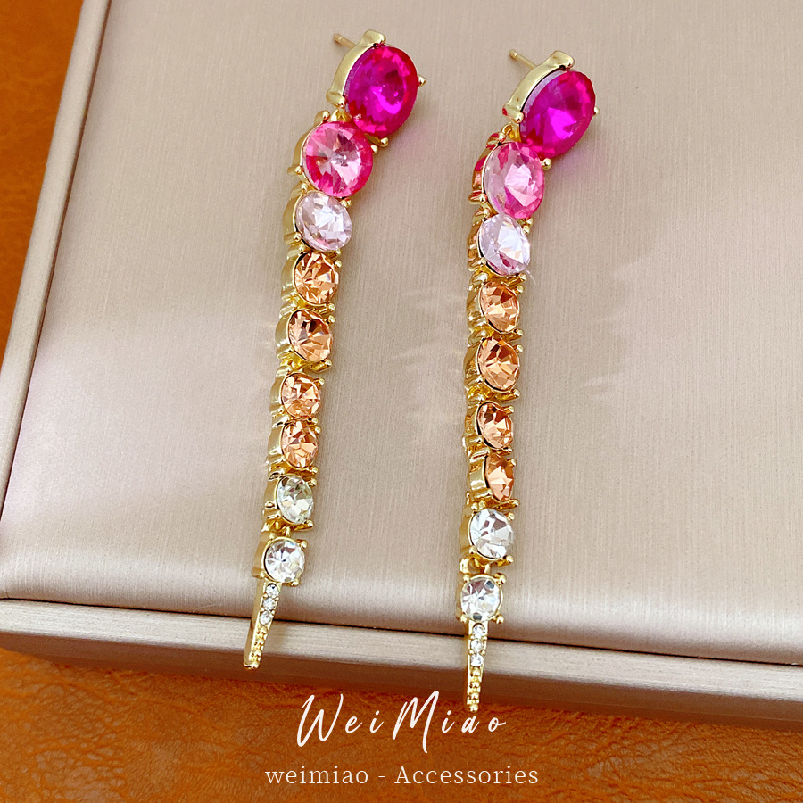 Collar ajustable de diamantes redondo gradiente ligero de lujo nicho cerradura palacio estilo delicado conjunto de joyería temperamento mujer image 4