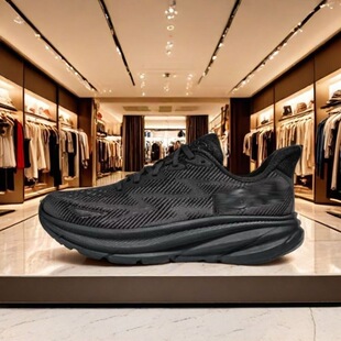 �羳HOKA�������D�Ŵ��\����Ь��Ůͬ��͸�⾏���ɽЬClifton9��