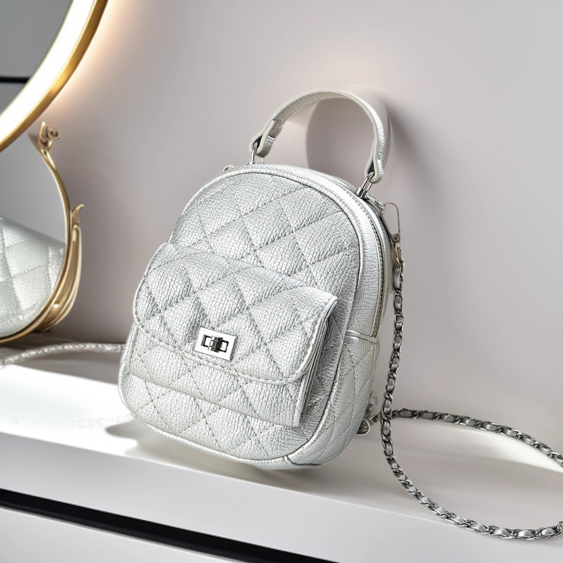 2025 nuevo estilo coreano bolso de moda mujer nicho sensación mochila de mujer mini mochila de cadena de diamante