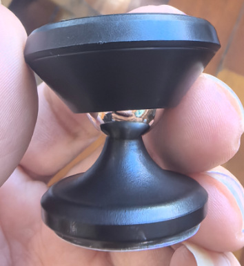 新マグネット車載携帯電話スタンド吹出口磁石スナップ式自動車通用多機能自動車粘着ブラケット