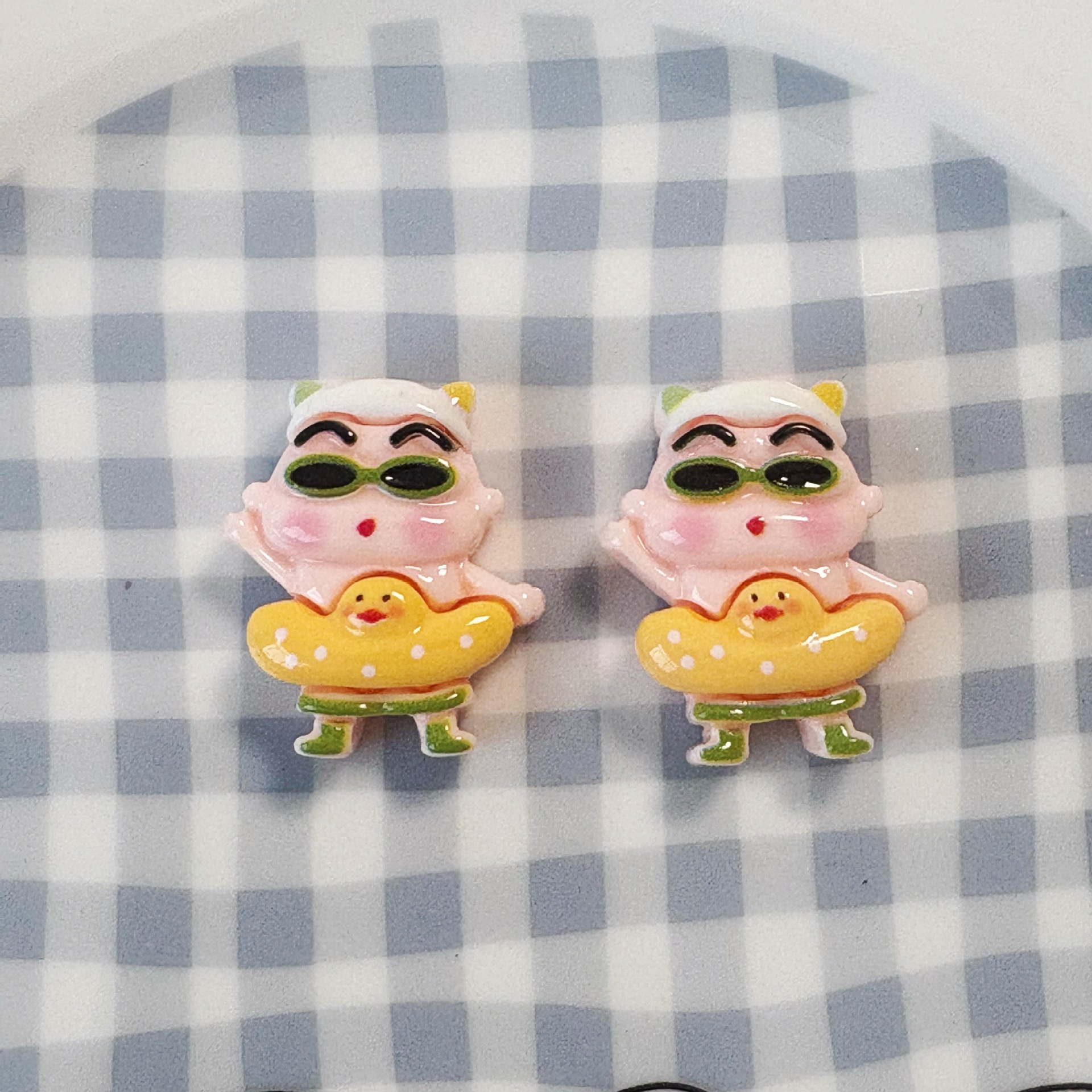 안경을 쓴 신짱 29*25mm