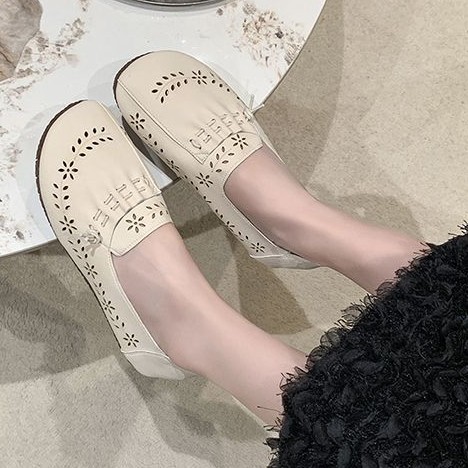2026 nuevo verano transpirable y cómodo con una base suave con un zapato ligero zapatos de frijol antideslizantes zapatos de moda de mujer