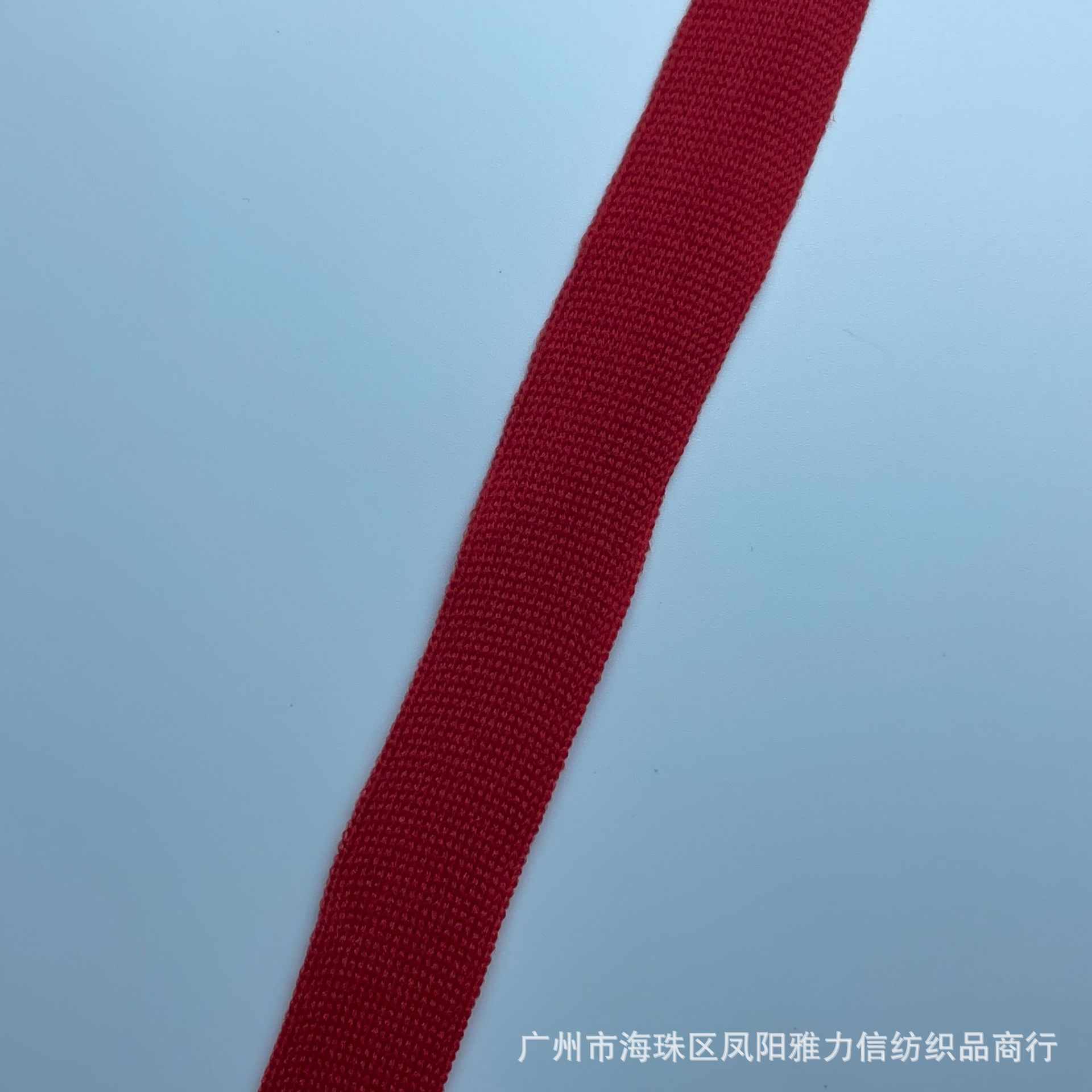 큰 빨강 * 1.5CM * 니트 * 70 m/번들 (묶음으로 배치)