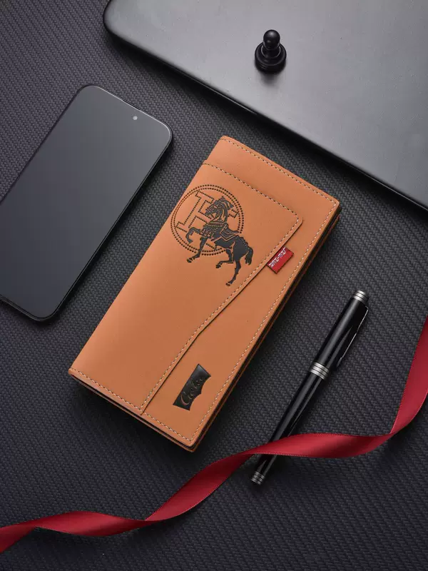 Fashionable long wallet, capacious suit