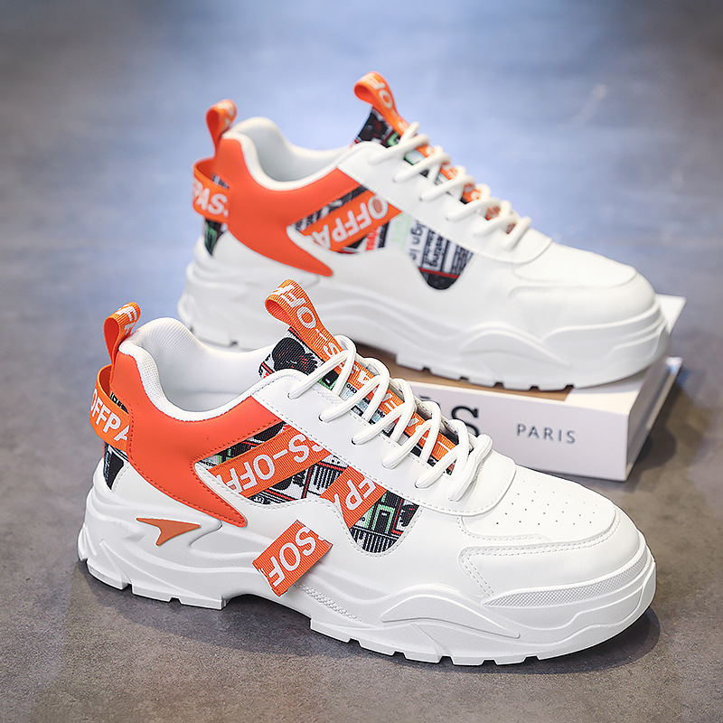 Zapatos de hombre 2025 nueva marca de moda de primavera versátil estudiantes deportes ociosos para correr aumentando la altura de la base gruesa frita callejera zapatos de moda