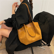 �n����������e�ް����ذ�Ů2025ײɫ���r��ͨ�چμ������