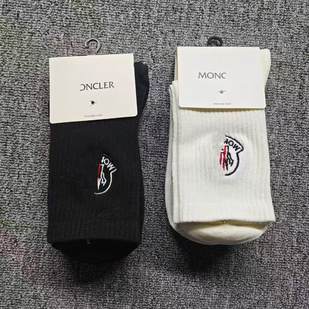 Meng K Spring and Summer Long Embroidered Massage Sole Black and White Outdoor Unisex Sweat-Absorbing Running Sports Fitness Cotton Socks