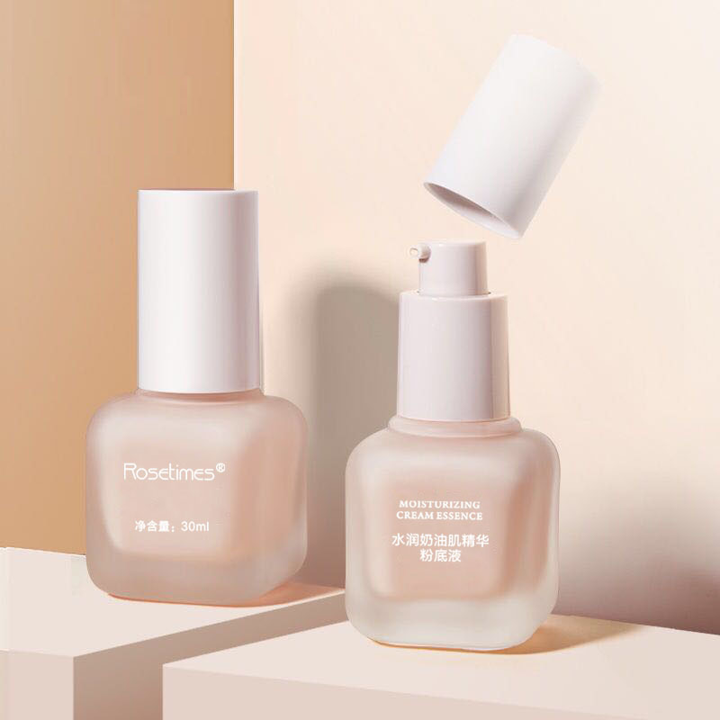 Liquid foundation with long-lasting, smudge-proof, water- and sweat-resistant formula—mini sample version for highlighting and oil-control, offering a matte BB cream finish.