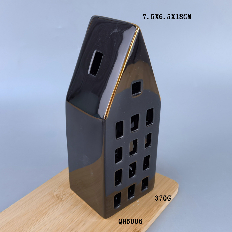 Decoración hueca de la casa de Navidad, cerámica europea, casa de Navidad, decoración de candelabro de luz LED, pintura de esmalte de perlas