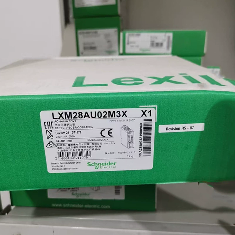 Совершенно новый оригинальный двигатель Schneider/De 200 Вт LXM28AU02M3X BCH2LD0233CA5C в наличии