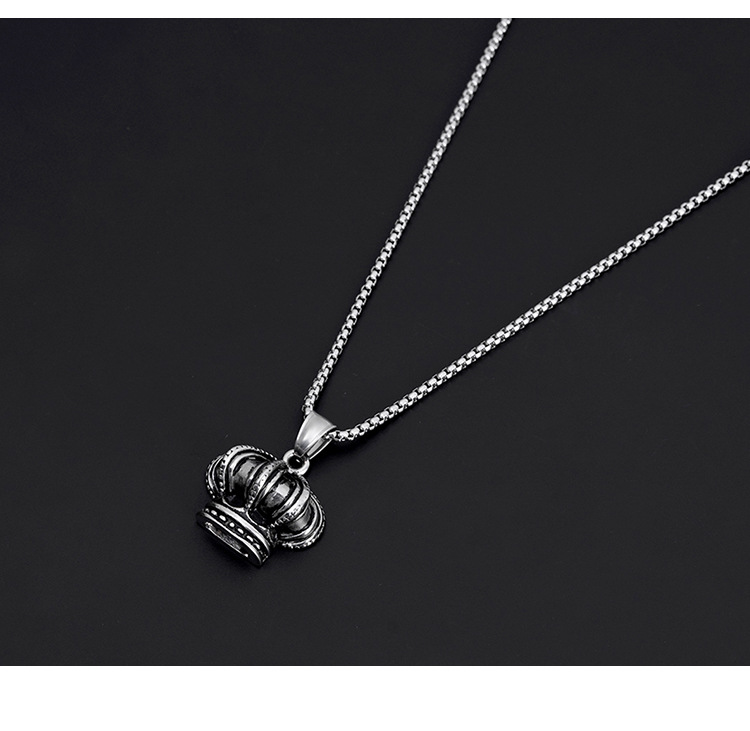 Crown Pendant Necklace In Stainless Steel For Men And Women_voghion.com