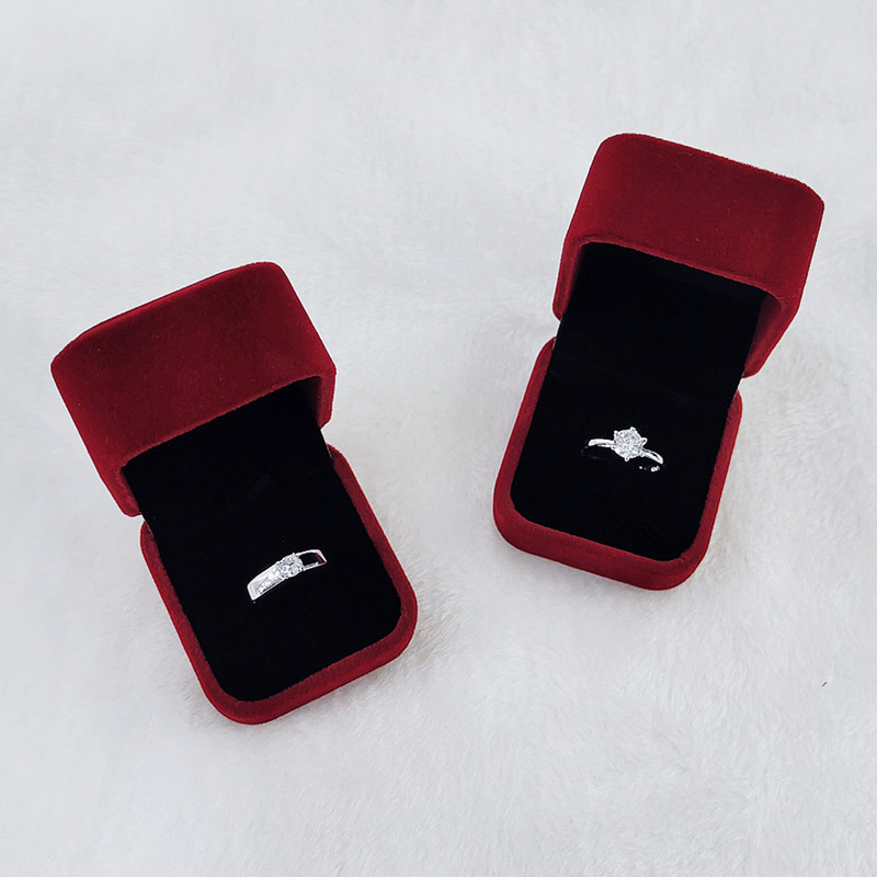 简约绒布单个戒指盒小精致结求婚礼仪式交换道具高端首饰品空盒子
