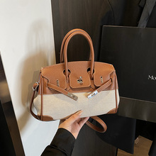 ����������Ůб����֙C��ײɫ�ٴ�ͨ�ڰ��K����r��ͨ�ڷ�����