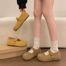 女式运动单鞋;女式皮靴;厚底拖鞋