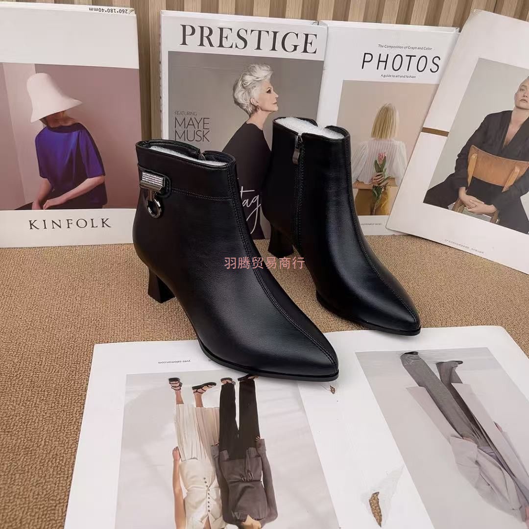 2025新款尖头真皮高跟鞋女秋冬爆款时尚百搭粗跟软皮舒适洋气短靴