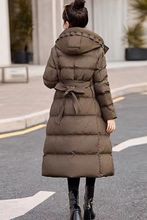 高档羽绒服女长款韩版气质修身加厚2025新年新款过膝收腰显瘦淑女