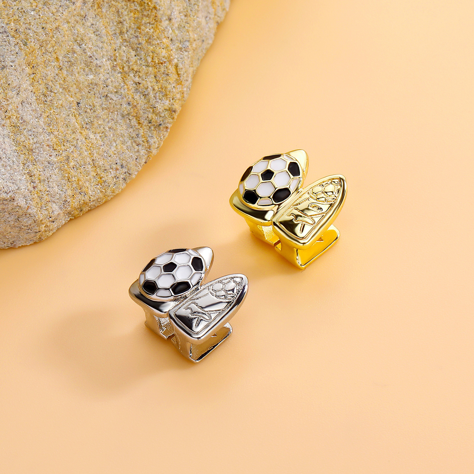 new Football-shaped Double-tooth Braces, Creative Three-dimensional Personalized Trendy Hip-hop Braces In Gold_voghion.com