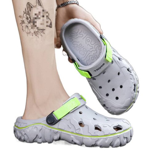 Fujian Summer Large Men's Wide Fit Lightweight Cap-Toe Sandals Slip-On with Gourmet Texture and Drainage Holes