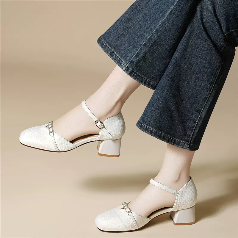 法式高级感单鞋时尚休闲配裙子百搭高跟鞋轻奢通勤黑色方头女鞋