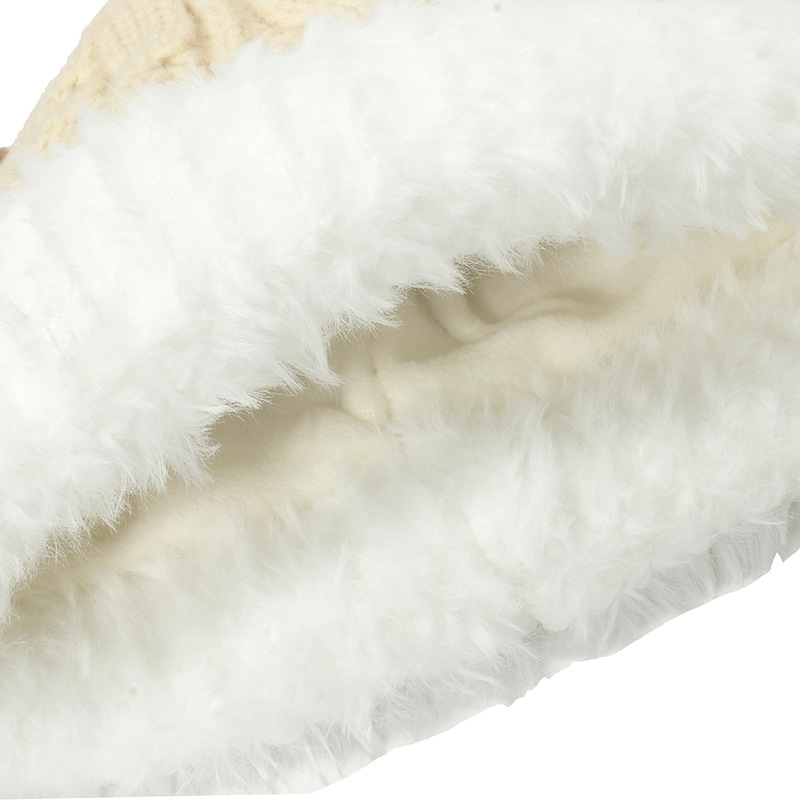 Kerstmuts met rendiergewei gebreide wintermuts warm_voghion.com