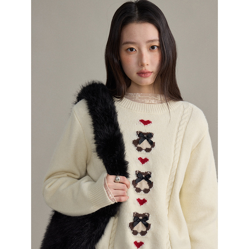 [Little Bear Biscuit] Goming Little Bear Love Jacquard Round Neck Knitted Sweater Women's Winter Long Sleeve Sweater N0107D