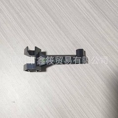 入式弓箭伙伴 2.0 几乎通用的弓形挂钩，适用于卡车和 SUV