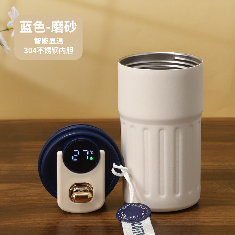 푸른 서리로 덥은