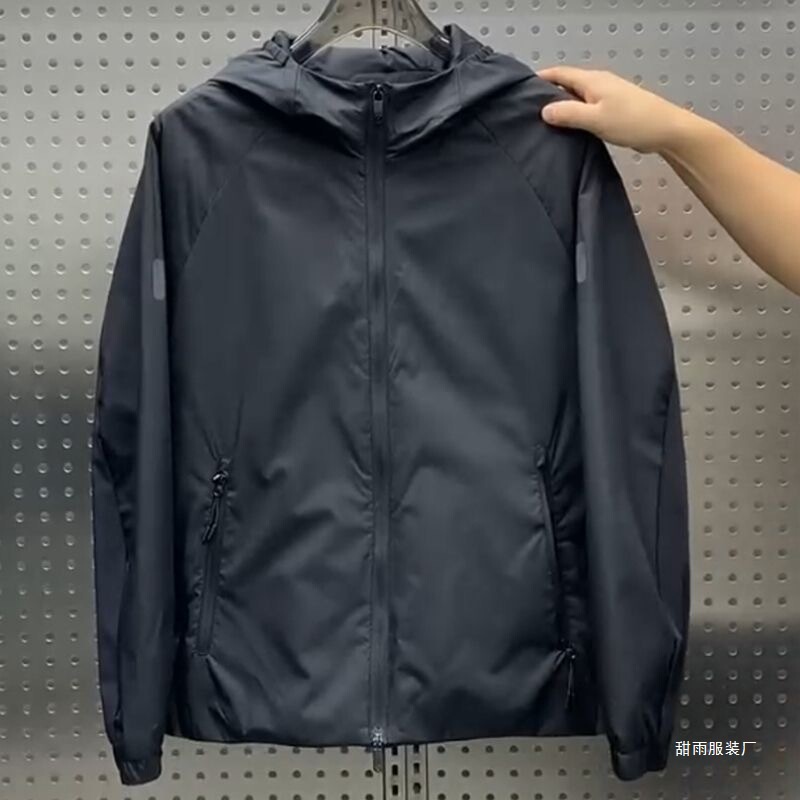 Spring New Men's Jacket 2025 Hooded Lightweight Simple Jacket Trendy Fashion Versatile Casual Outerwear Black Spring New Men's Jacket 2025 Hooded Lightweight Simple Jacket Trendy Fashion Versatile Casual Outerwear Black