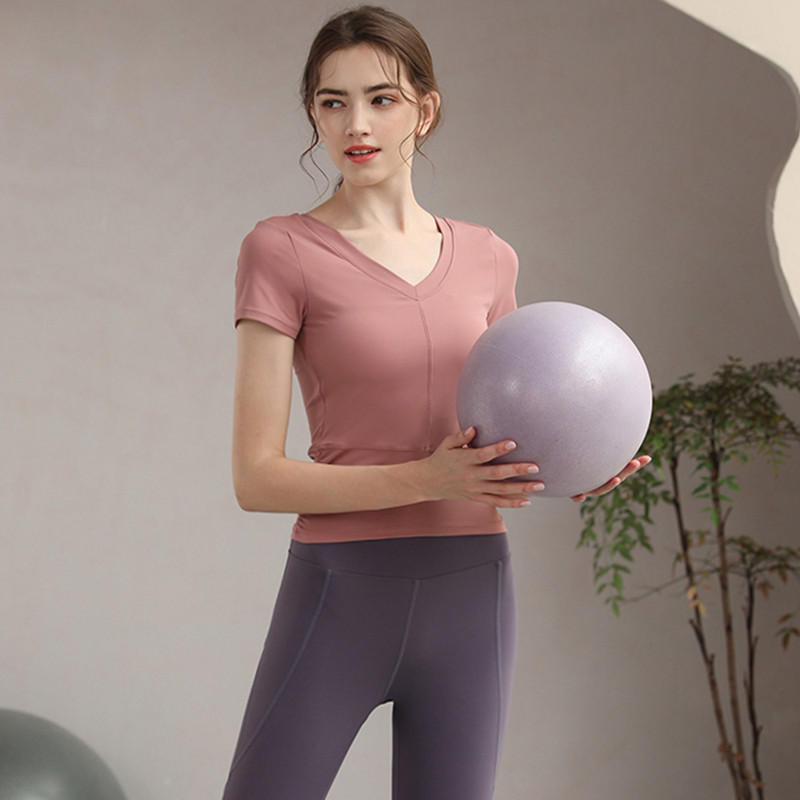 Pilates Clothing for Women 2026 Summer Style High-End Fashion Professional Sports Fitness Yoga Tops for Women with Chest Pads