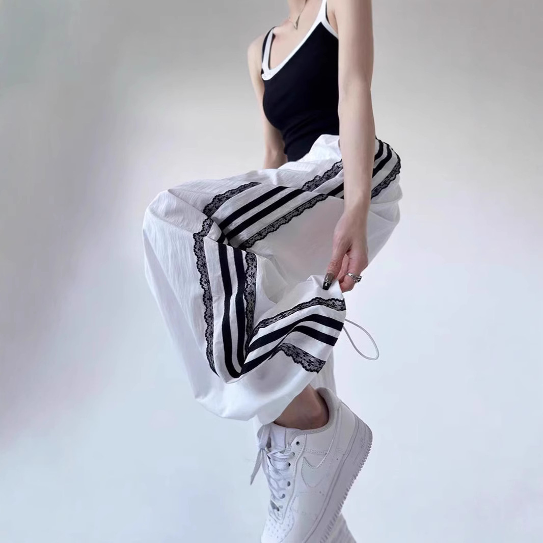 蕾丝拼接运动裤女2026新款春夏款高腰显瘦休闲卫裤宽松阔腿长裤子