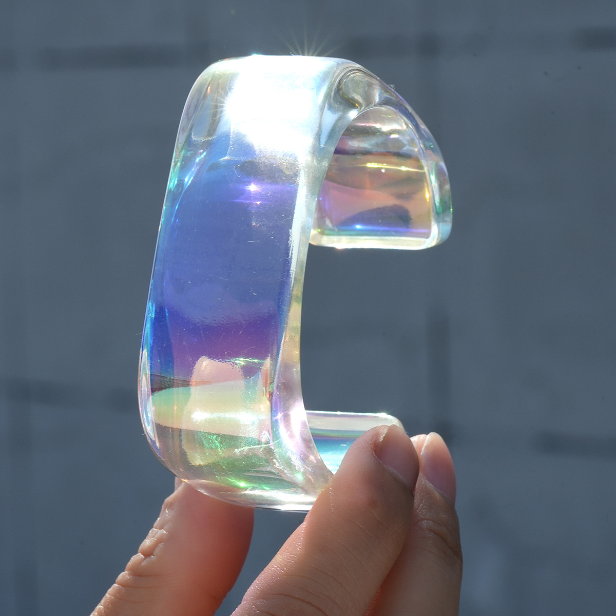 Han zhishang, pulsera abierta transfronteriza Europea y estadounidense transparente femenina AB color yakli exagera la tendencia y las artesanías de moda irregulares