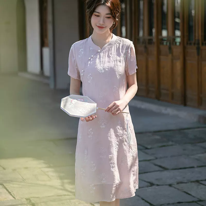 2023夏季新款天丝棉绣花小个子旗袍改良日常可穿中长连衣裙茶服女