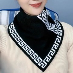 首を囲む新型ファッション2024秋冬の首を保護する韓国版防寒百合首カバー保温気質三角マフラー