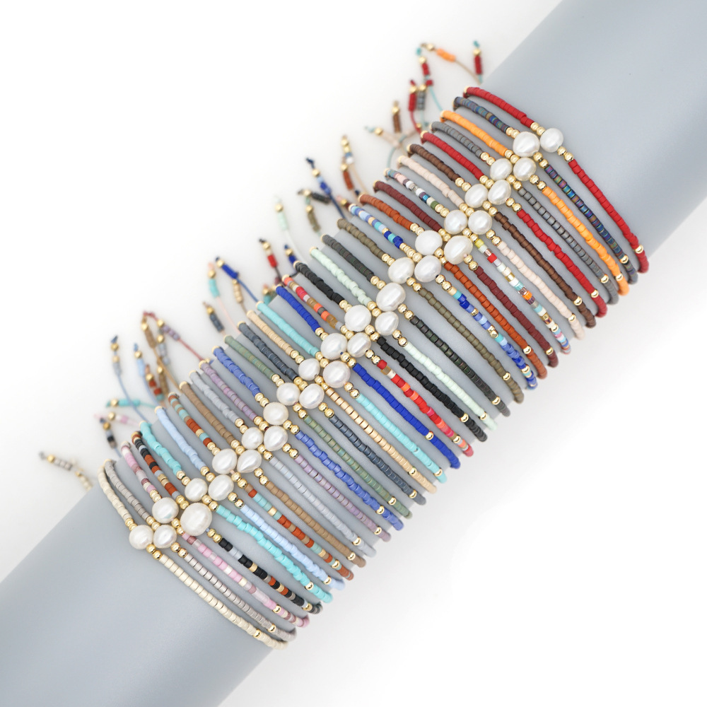 3g Weight Bracelets Classification Freshwater Pearl, Glass Bead Chain Material 1 Piece Quantity Daily Occasion 1 Piece Simple Style Circle Beaded Irregular Pearl Women's Bracelets