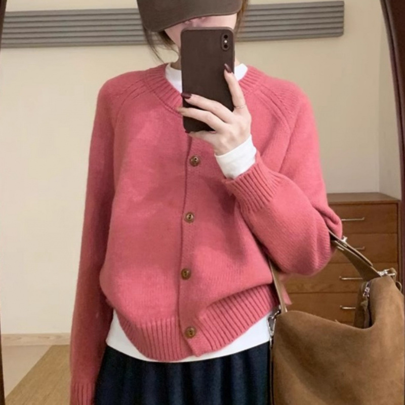 Corea del Sur 2025 otoño y invierno nuevo estilo extranjero V-cuello grueso aguja floja de color sólido jersey de punto suéter
