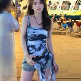 港风复古扎染网纱吊带背心女夏季时尚辣妹撞色减龄2024不规则上衣