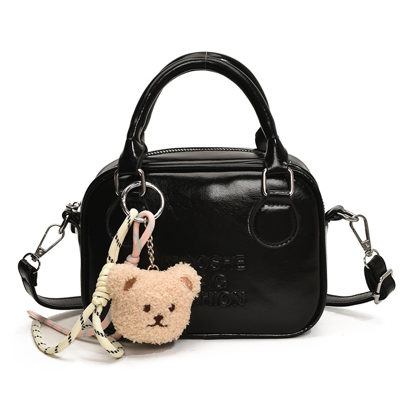 Tendencia nicho bolso de bolos de mano para mujeres 2025 nuevo estilo extranjero bolso de hombro universal bolso de moda de alta calidad