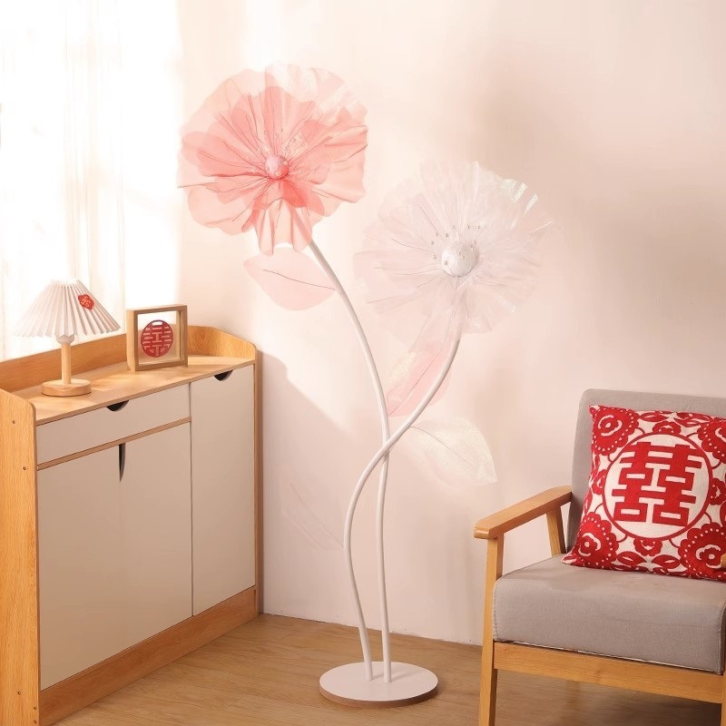 Decoración de la boda Decoración de la boda Decoración de la sala de estar Flor Flor Flor Mesa de la sala de bodas Mesita de la cama de la boda Decoración de flores falsas