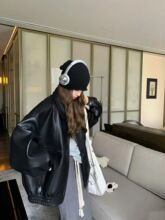 Ƥ������Ů������L�C܇��ɫƤ��ʽ�͹řC܇���A�����L���@��