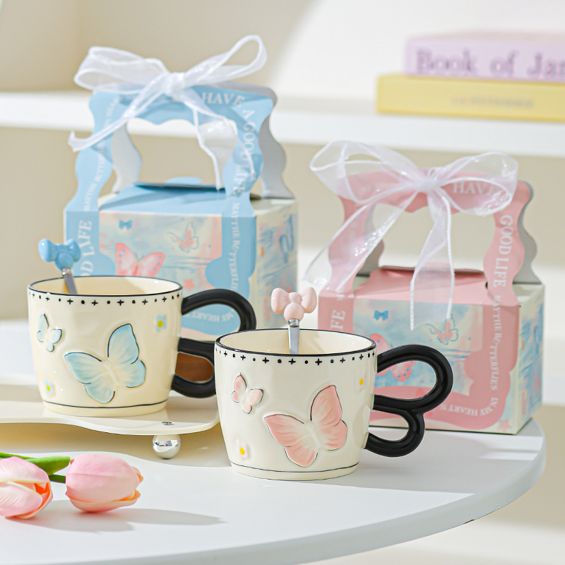 Taza de mariposa de alto valor de cara taza de cerámica para regalo de cumpleaños de chicas taza de regalo de agua taza de café de oficina
