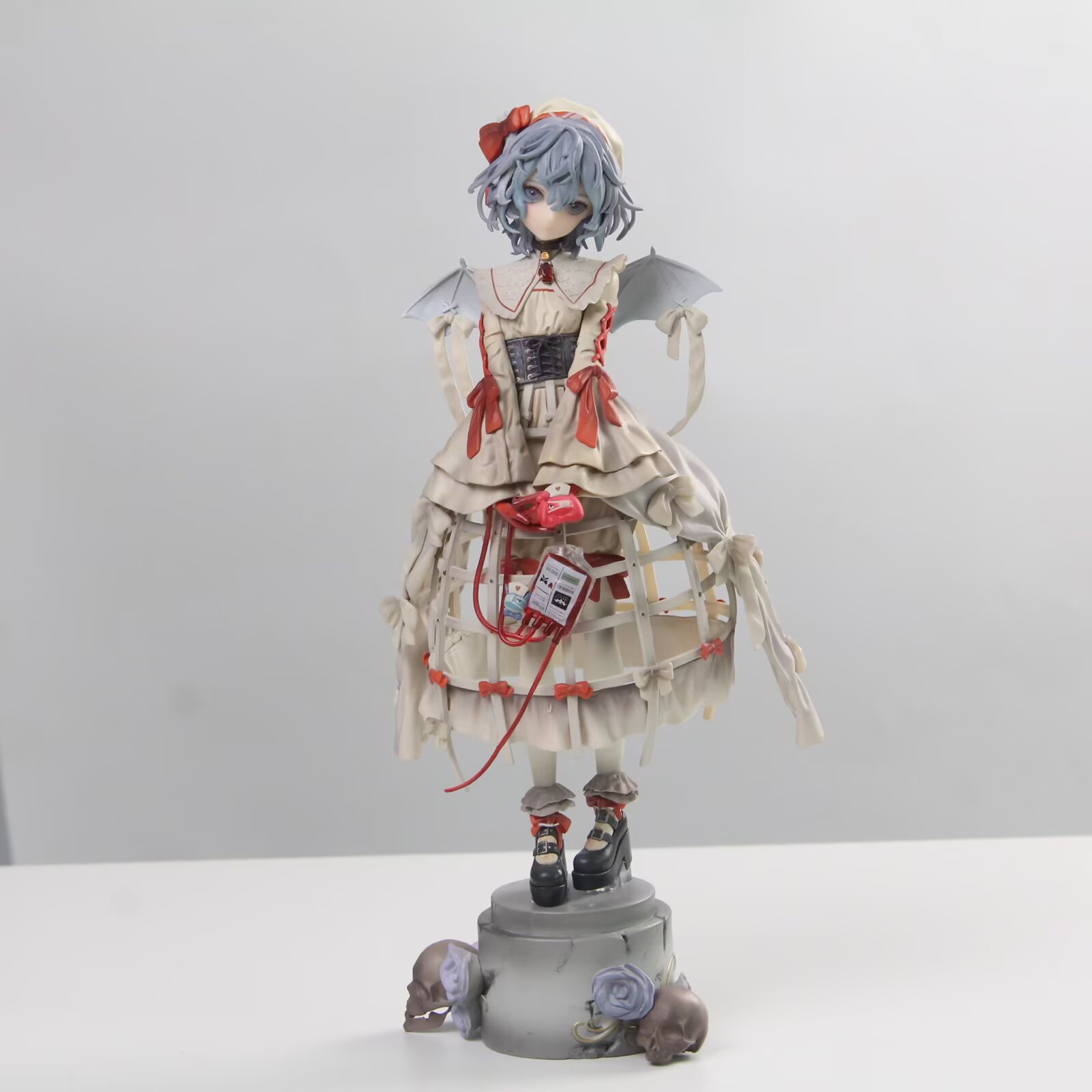 Domestic Oriental Beautiful Girl Remilia Blood Witch Short Hair Standing Pose Dress Model Figurine Decoration