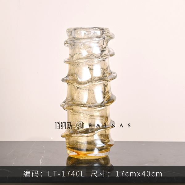 Creative golden glass decorations for living room
